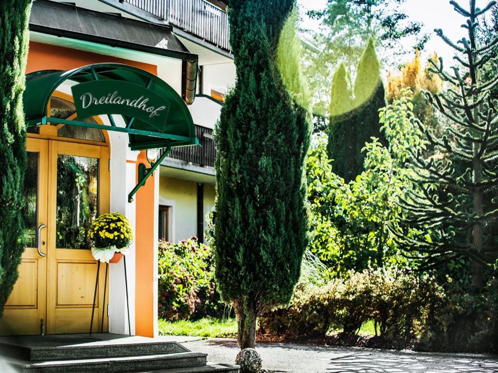 Готель Dreilandhof Лойперсдорф-бай-Фюрстенфельд Екстер'єр фото
